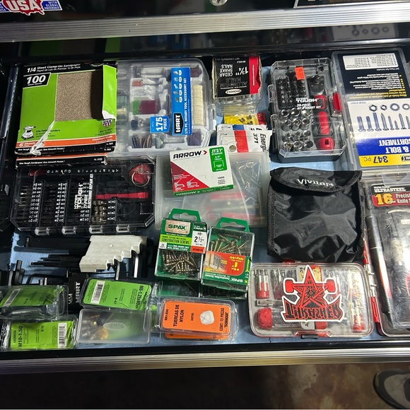 Craftsman toolbox with everything in it - Picture 6 of 16